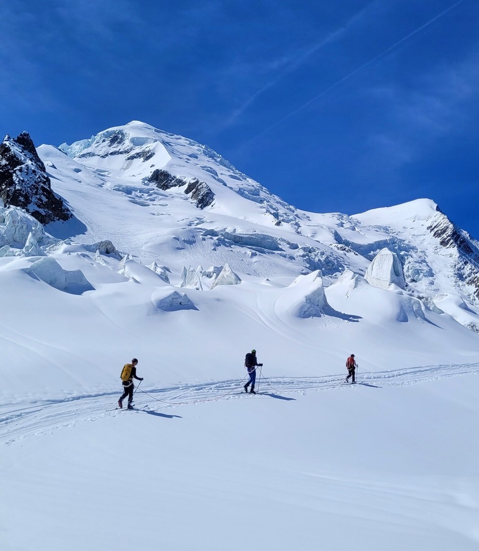 Ski d'alpinisme en montagne (photo 3)